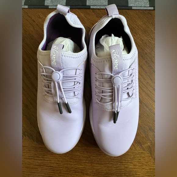 Clove Women’s Classic Lavender Sneakers - Picture 11 of 12